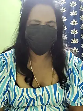 mallu-lover online show from October 2025 12:45:01 PM