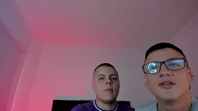 NoahLux online show from September 2025 05:51:02 PM