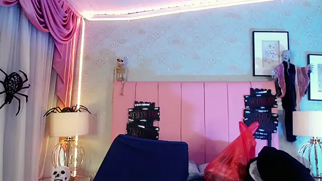 novaross online show from October 2025 08:03:02 PM