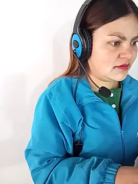 LUCIANA  99 online show from September 2025 01:55:02 PM