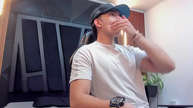 Eryonbradley online show from September 2025 11:26:01 AM