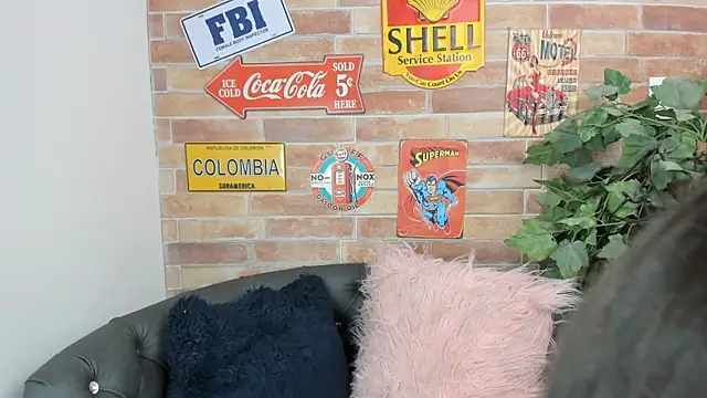 Snapshot of misss_luxury chatting on September 2025 11:10:02 AM misss luxury online show from September 2025 11:10:02 AM