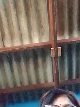 Snapshot of mileesha chatting on October 2025 03:02:01 PM mileesha online show from October 2025 03:02:01 PM