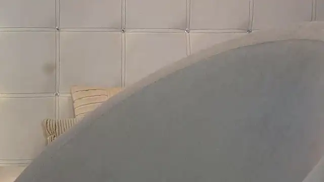 Snapshot of LadyValeriaXO chatting on October 2025 10:59:02 AM LadyValeriaXO online show from October 2025 10:59:02 AM