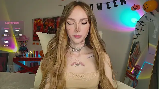 Snapshot of Lunainnk chatting on October 2025 12:14:01 AM Lunainnk online show from October 2025 12:14:01 AM