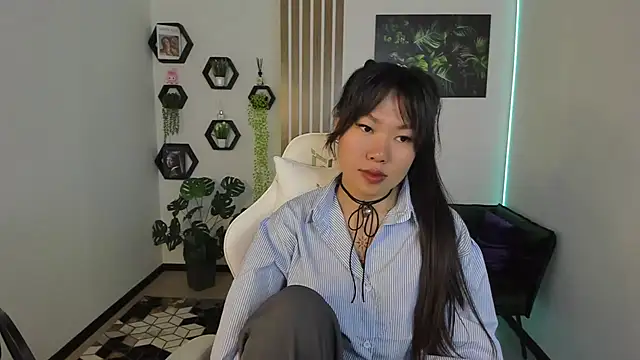 LunaPurrr online show from September 2025 11:10:02 PM