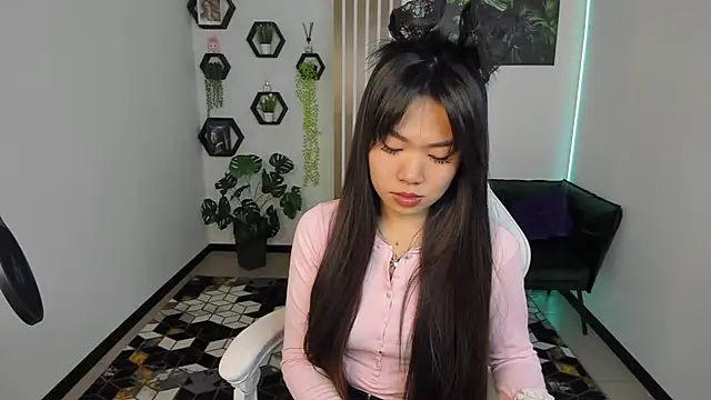 LunaPurrr online show from October 2025 11:16:01 PM