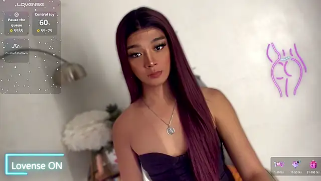 Snapshot of TrinityFucksYou chatting on October 2025 03:16:01 PM TrinityFucksYou online show from October 2025 03:16:01 PM