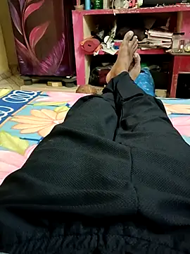 Snapshot of Tamilpayan09876 chatting on November 2025 01:44:02 PM Tamilpayan09876 online show from November 2025 01:44:02 PM