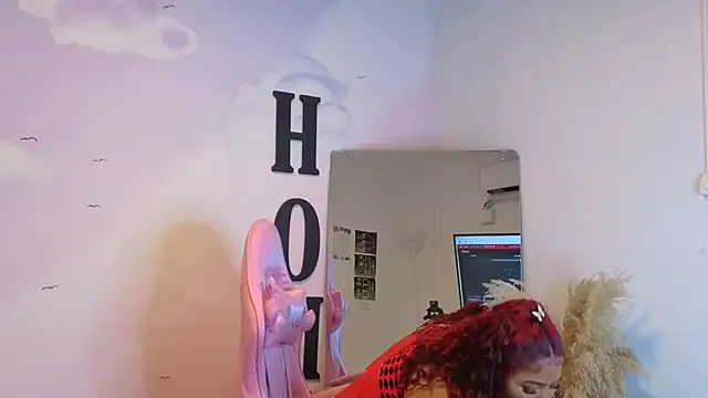 Snapshot of Catherine_Smith_ chatting on October 2025 01:30:02 PM Catherine Smith online show from October 2025 01:30:02 PM