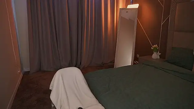 Snapshot of GabriellaJass chatting on November 2025 08:48:01 AM GabriellaJass online show from November 2025 08:48:01 AM