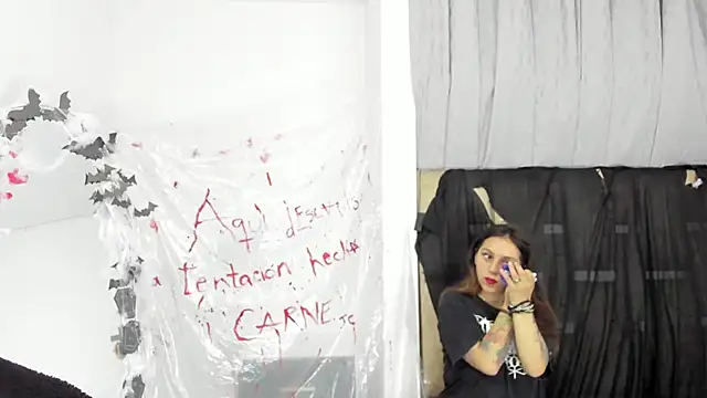 Snapshot of JulianaCarter chatting on October 2025 08:24:02 PM JulianaCarter online show from October 2025 08:24:02 PM