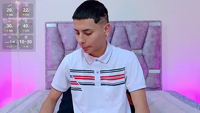 Snapshot of lana_and_liam_ chatting on October 2025 10:24:02 AM lana and liam online show from October 2025 10:24:02 AM