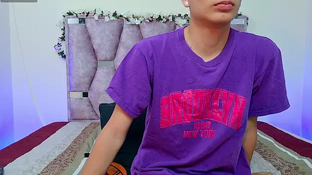 Snapshot of lana_and_liam_ chatting on October 2025 10:26:01 AM lana and liam online show from October 2025 10:26:01 AM