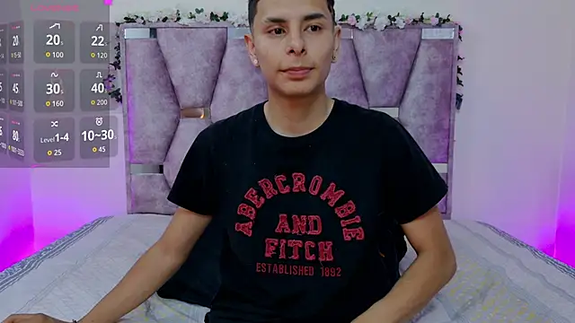 Snapshot of lana_and_liam_ chatting on October 2025 10:34:02 AM lana and liam online show from October 2025 10:34:02 AM