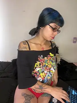 ZoeRaven Pink online show from September 2025 04:56:01 PM