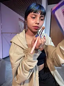 ZoeRaven Pink online show from October 2025 01:36:03 PM