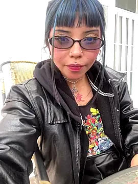 ZoeRaven Pink online show from November 2025 05:02:01 PM