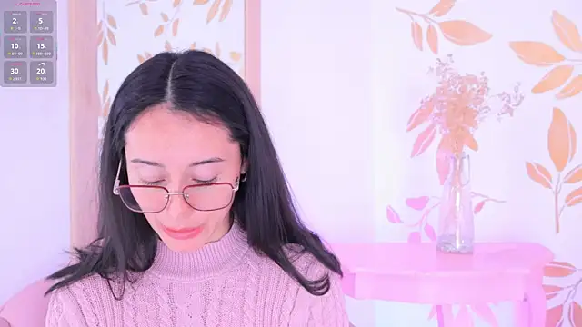 Ginevra esposito online show from October 2025 12:45:02 PM