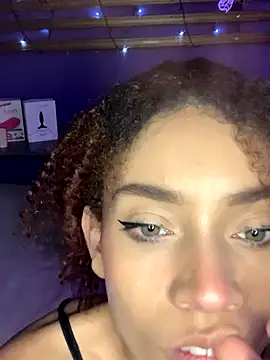 Snapshot of ValentinaStorm1 chatting on October 2025 01:53:02 PM ValentinaStorm1 online show from October 2025 01:53:02 PM