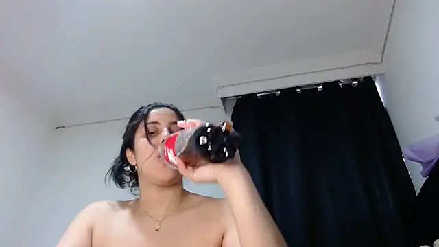 Snapshot of Electraweb_09 chatting on October 2025 10:21:02 PM Electraweb 09 online show from October 2025 10:21:02 PM