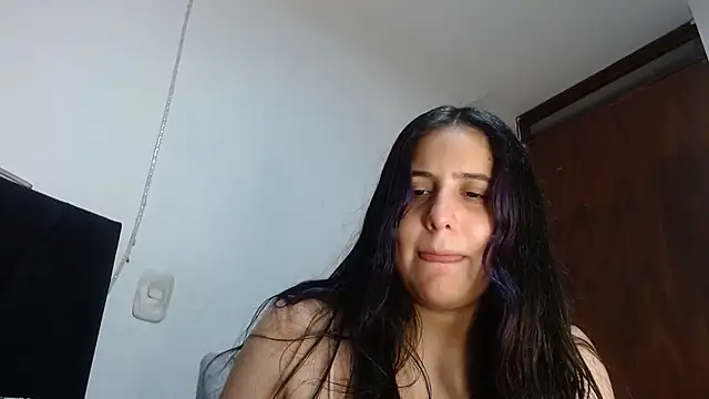 Snapshot of Electraweb_09 chatting on November 2025 07:04:01 PM Electraweb 09 online show from November 2025 07:04:01 PM