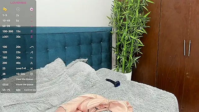 dilan 911 online show from September 2025 10:48:01 PM