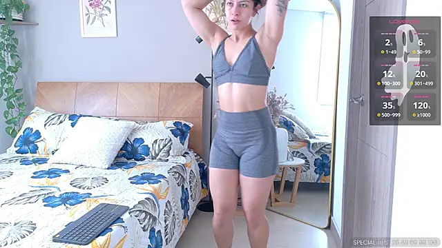 Snapshot of sarah_rayy chatting on October 2025 02:38:01 PM sarah rayy online show from October 2025 02:38:01 PM