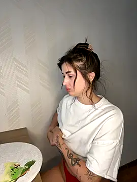 vexlana online show from October 2025 01:00:01 PM