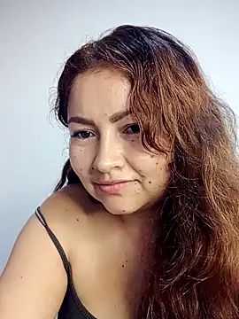 Ssoy Luciana online show from September 2025 05:09:01 AM