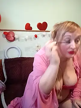 Snapshot of XHelenaX90 chatting on February 2025 03:10:02 PM XHelenaX90 online show from February 2025 03:10:02 PM