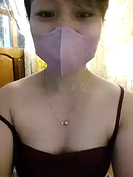 Laurie369 online show from September 2025 04:32:02 PM