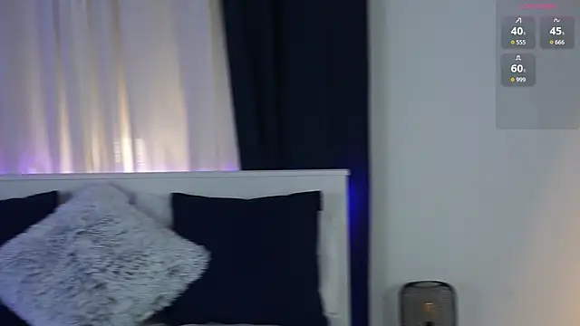 Snapshot of LenaaStar chatting on November 2025 05:28:02 PM LenaaStar online show from November 2025 05:28:02 PM