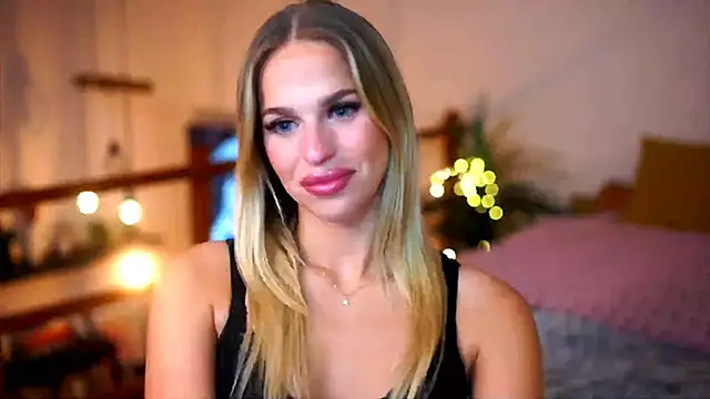 Emilyvanroessel online show from November 2025 05:56:01 PM