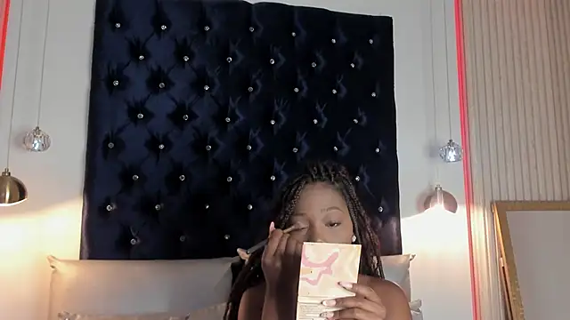 Snapshot of AbbieCyruz chatting on October 2025 11:52:02 AM AbbieCyruz online show from October 2025 11:52:02 AM