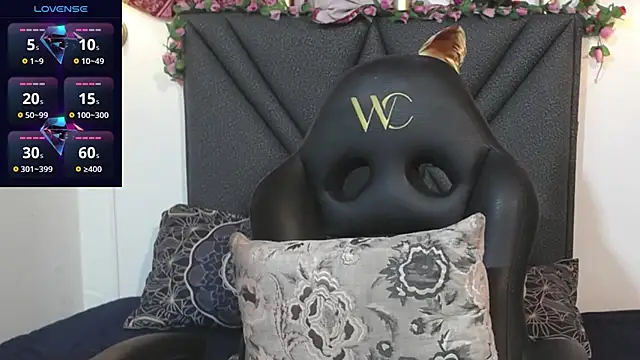 Snapshot of IndraKaur_ chatting on October 2025 02:56:01 AM IndraKaur online show from October 2025 02:56:01 AM