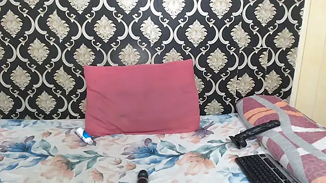 Snapshot of ExoticCandyx chatting on December 2025 06:27:02 PM ExoticCandyx online show from December 2025 06:27:02 PM