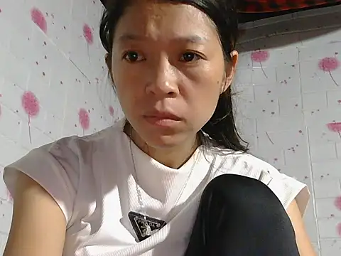 Snapshot of Mina_ti chatting on October 2025 07:32:02 PM Mina ti online show from October 2025 07:32:02 PM