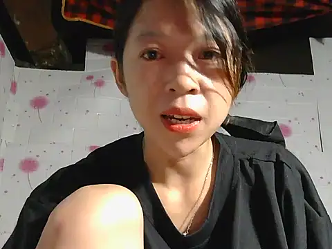 Snapshot of Mina_ti chatting on October 2025 01:31:02 PM Mina ti online show from October 2025 01:31:02 PM