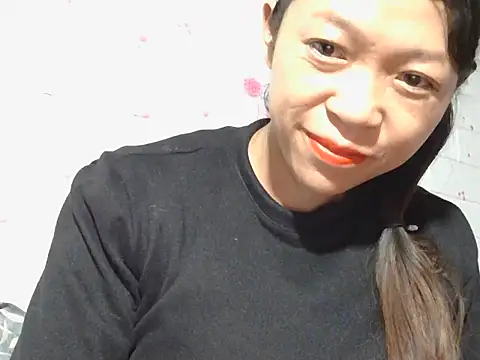 Snapshot of Mina_ti chatting on November 2025 02:02:02 AM Mina ti online show from November 2025 02:02:02 AM