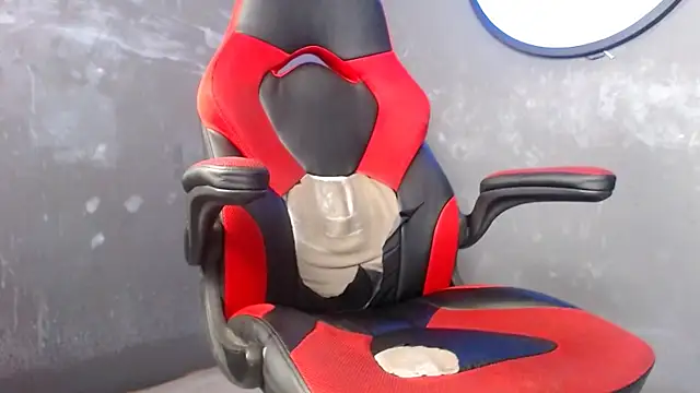 Snapshot of Codyknightt chatting on September 2025 04:14:02 AM Codyknightt online show from September 2025 04:14:02 AM