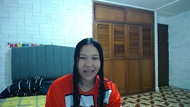 Snapshot of Naia_Stant chatting on October 2025 11:57:01 PM Naia Stant online show from October 2025 11:57:01 PM