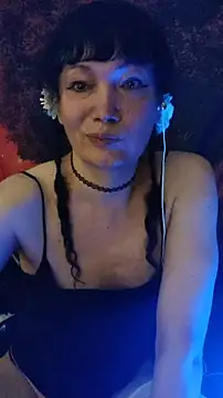 Snapshot of Tselka chatting on October 2025 08:51:02 PM Tselka online show from October 2025 08:51:02 PM