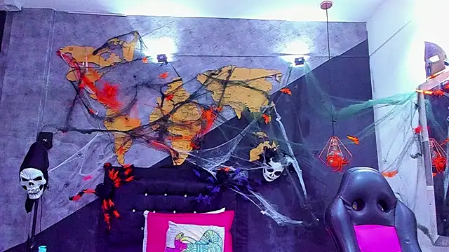 Snapshot of Maiam__Rossi chatting on November 2025 12:27:02 PM Maiam Rossi online show from November 2025 12:27:02 PM