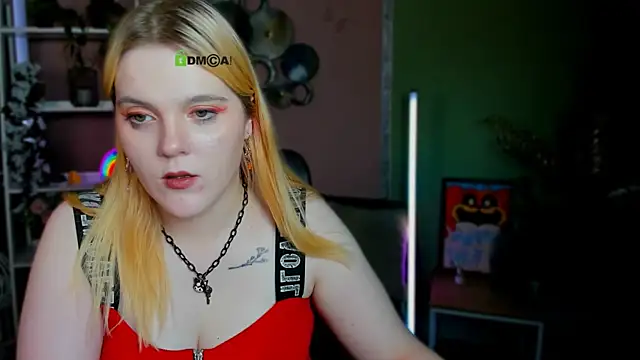 viola moor online show from September 2025 12:31:02 PM