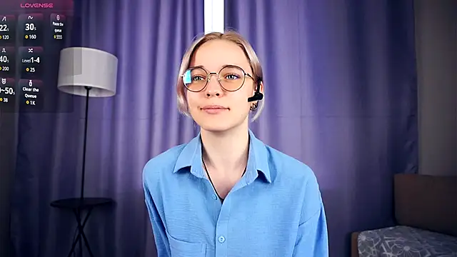 Snapshot of EdaKirkIin chatting on October 2025 06:41:02 AM EdaKirkIin online show from October 2025 06:41:02 AM