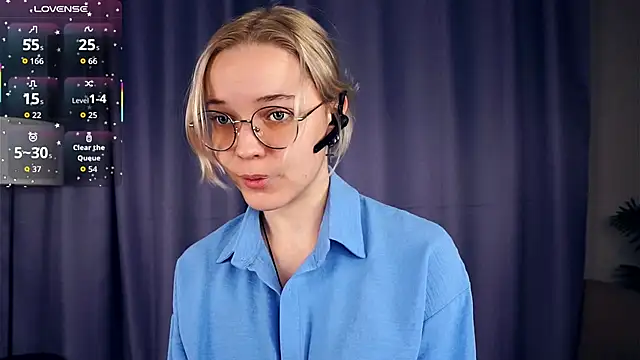 Snapshot of EdaKirkIin chatting on October 2025 05:24:01 AM EdaKirkIin online show from October 2025 05:24:01 AM