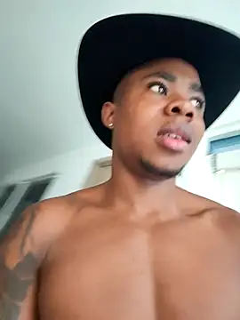 liambolt online show from October 2025 10:06:02 PM