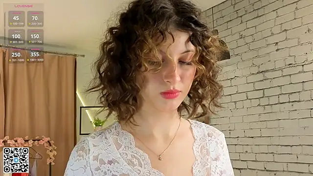 Snapshot of LorinaMaffitt chatting on October 2025 07:14:01 PM LorinaMaffitt online show from October 2025 07:14:01 PM