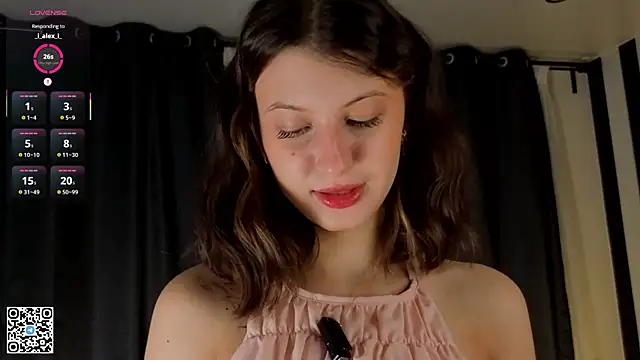 Snapshot of LorinaMaffitt chatting on November 2025 06:20:01 PM LorinaMaffitt online show from November 2025 06:20:01 PM